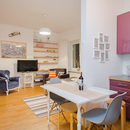 شقة وارسو  في Apartament Plac Zbawiciela المظهر الخارجي الصورة